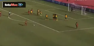 Erkeklere taş çıkardılar