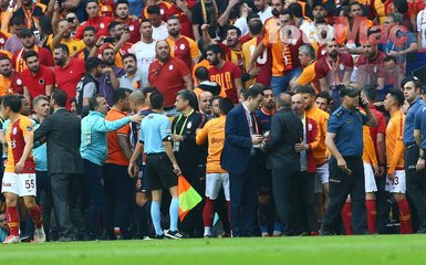 Fatih Terim çok sinirlendi!