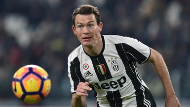 Stephan Lichtsteiner kariyerini noktaladı