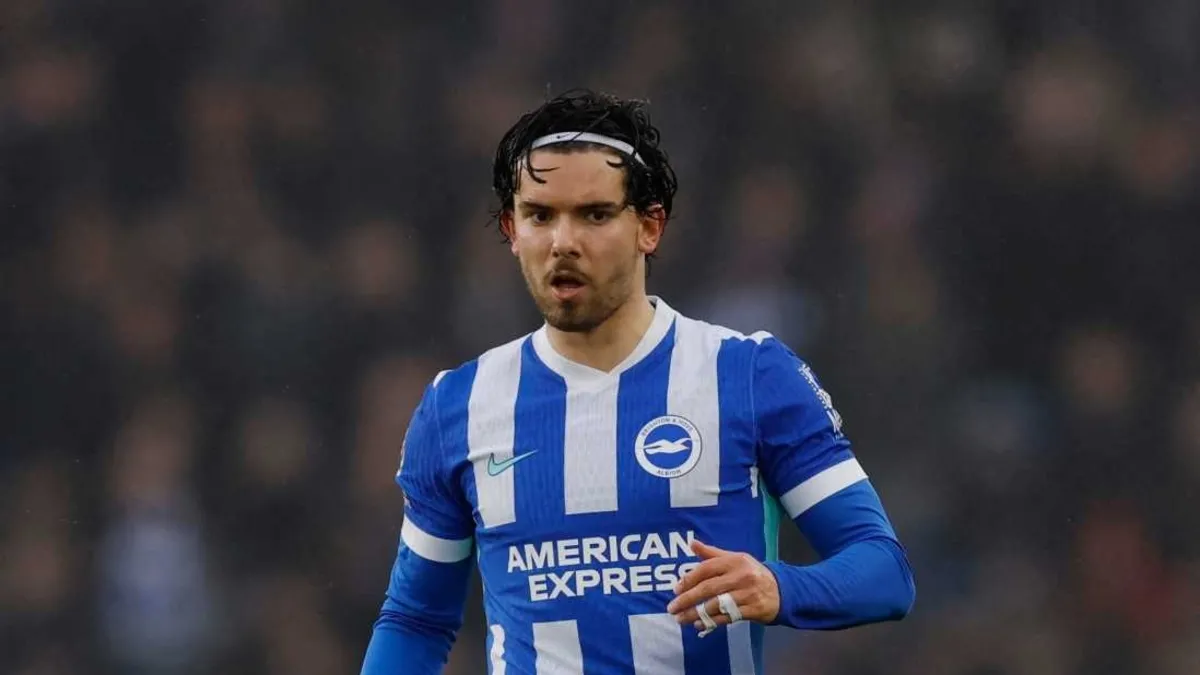 Fenerbahçe'den transferde ters köşe! Brighton'dan Ferdi Kadıoğlu gelecek derken...