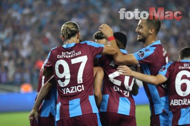 Hüzünlü koreografi | Trabzonspor-Sivasspor maçından görüntüler