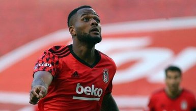 Larin direğe takıldı!