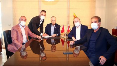 Galatasaray Arda Turan'ı KAP'a bildirdi! İşte sözleşme detayları