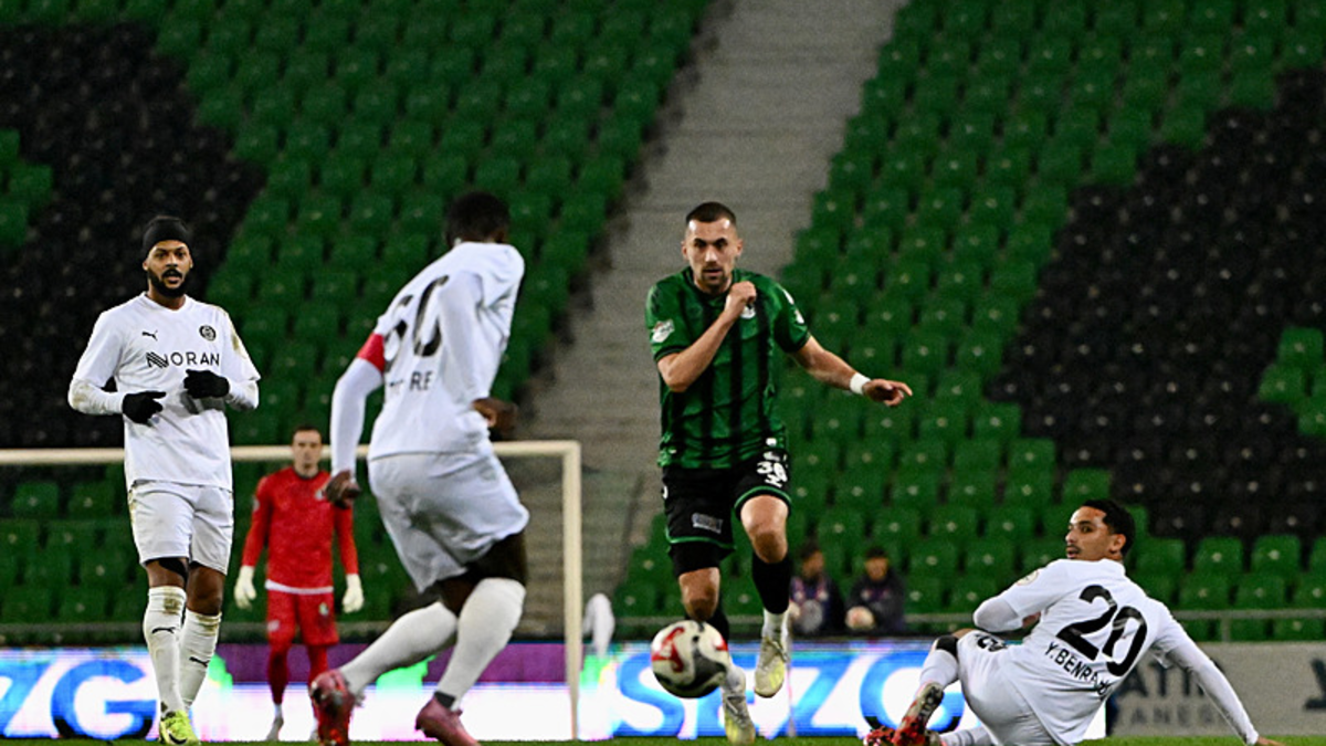 Manisa FK, Sakarya'da güldü: 2-0