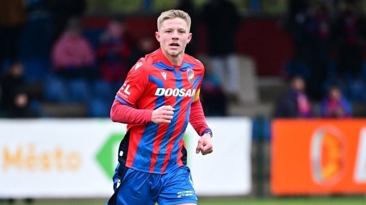 TRANSFER HABERİ - Trabzonspor'a Çek orta saha sürprizi! Görüşmelere başlıyor TRANSFER HABERİ - Trabzonspor'a Çek orta saha sürprizi! Görüşmelere başlıyor