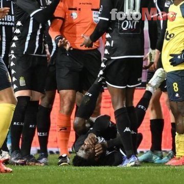 GALATASARAY HABERLERİ - Galatasaray'ın Charleroi'ya kiraladığı Valentine Ozornwafor maçta iki kez bilinç kaybı yaşadı!