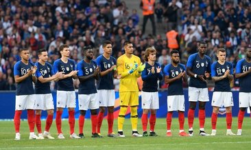 UEFA'dan Fransa'ya para cezası