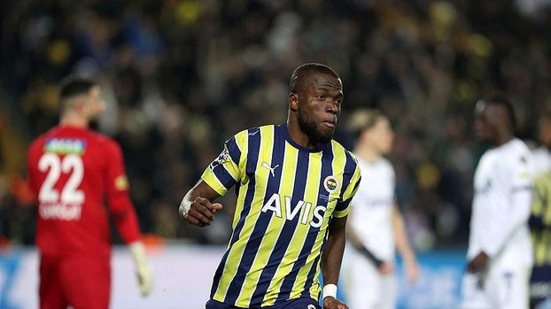 Enner Valencia için kafaları karıştıran açıklama! Internacional Başkanı Barcellos...
