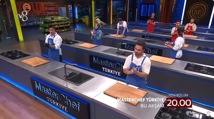 masterchef-odul-oyununu-kim-kazandi-23-kasim-masterchef-kime-kasik-atildi-1732357147624.png Masterchef kimin tabağına kaşık atıldı 23 Kasım? Masterchef ödül oyunu kazananı... - 1