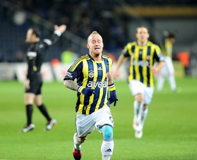 Fenerbahçe - Gençlerbirliği Spor Toto Süper Lig 29. hafta mücadelesi