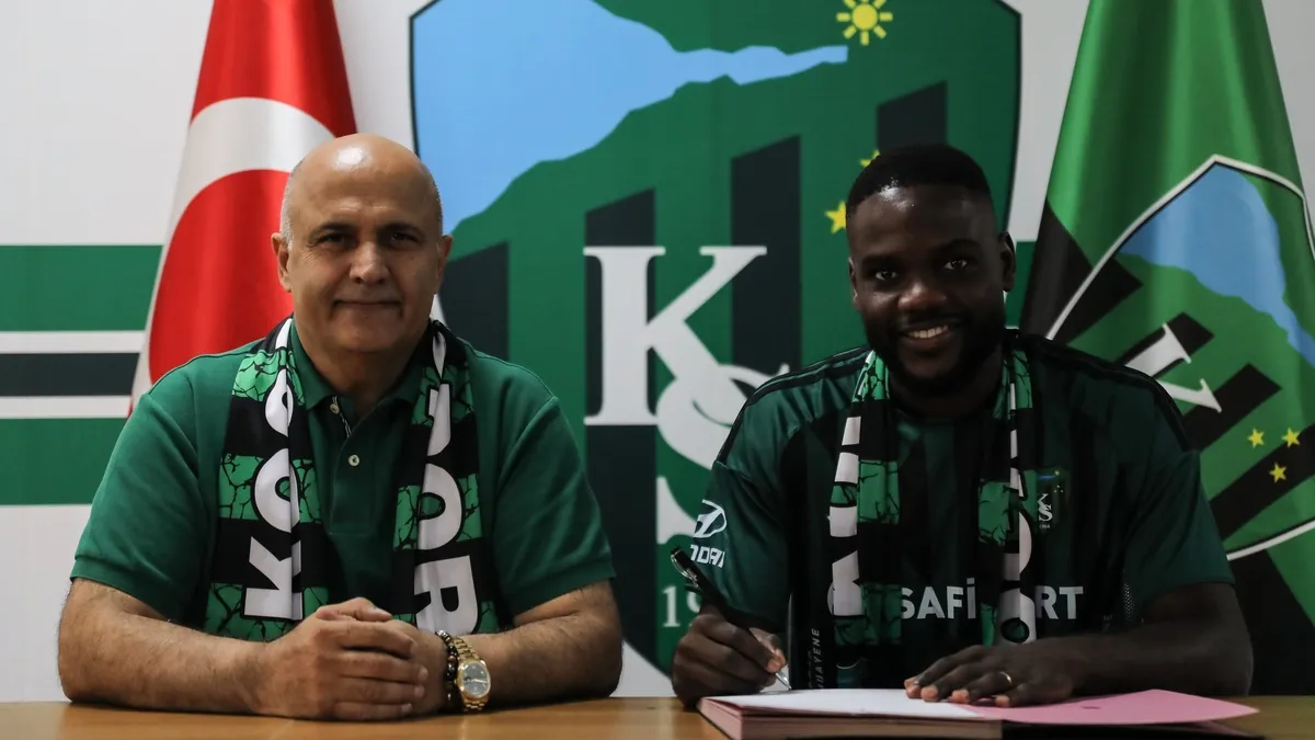 Kocaelispor Show transferini resmen duyurdu!