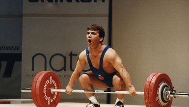 Weightlifting's 'Pocket Hercules': Naim Suleymanoglu, iconic athlete in Türkiye's 100-year history