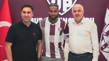 Banban’da çifte imza