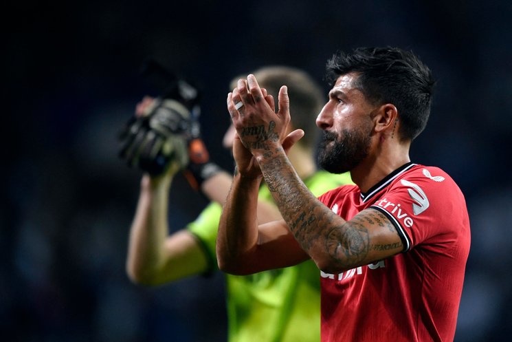 kerem-demirbay-kimdir-kac-yasinda-hangi-pozisyonda-oynuyor-biyografisi-ve-kariyeri-1690894331244.jpg