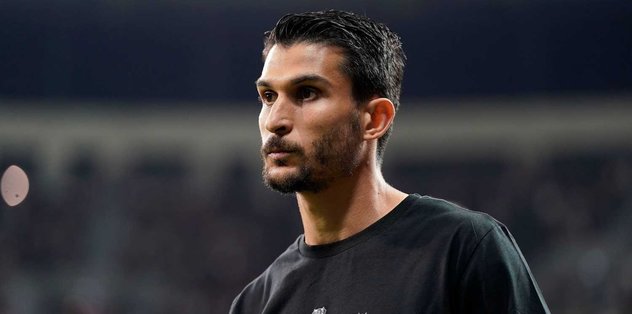 Necip Uysal'dan emeklilik açıklaması!