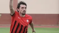 Ergin Keleş kramponu astı