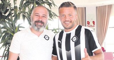 Altay’dan çifte bomba