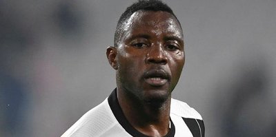 Asamoah 11’deki yerini kaybetti