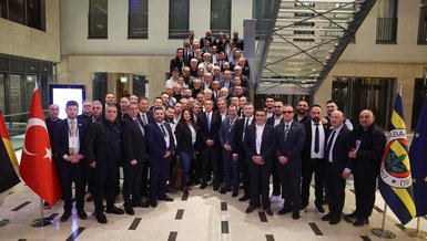 Başkan Ali Koç dernekleri topladı