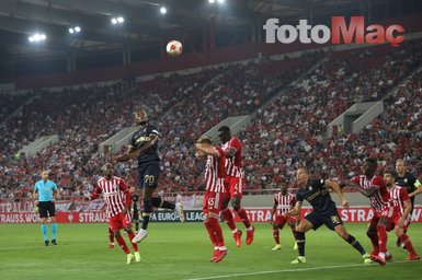 Son dakika spor haberi: Samatta ilk Avrupa maçında gol attı Fenerbahçe taraftarı çıldırdı