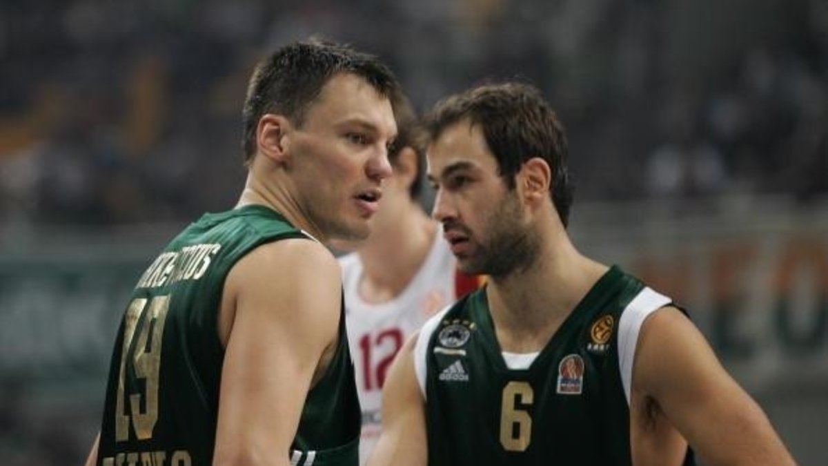 THY Avrupa Ligi'nde bir ilk yaşanacak: Jasikevicius ya da Spanoulis tarihe geçecek THY Avrupa Ligi'nde bir ilk yaşanacak: Jasikevicius ya da Spanoulis tarihe geçecek