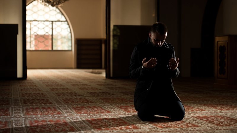 kadir-gecesi-namazi-nasil-kilinir-2026-kadir-gecesi-namazi-kac-rekat-1773640081250.jpg