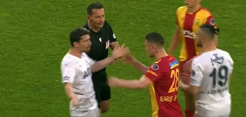 Yeni Malatyaspor Fenerbahçe maçında ortalık karıştı! - 2