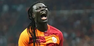 Bafetimbi Gomis para basıyor!