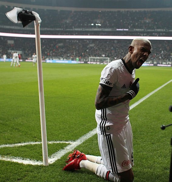 Roma'da Talisca zirvesi! Semih Usta, Monchi ile görüştü