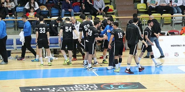 Hentbol Genç Erkekler'de kupanın sahibi Beşiktaş