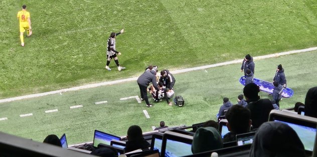 Beşiktaş'ta Emirhan Topçu sakatlandı!
