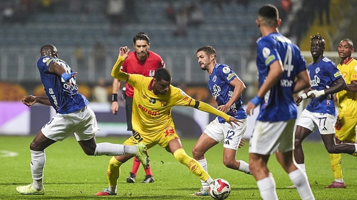 İstanbul'da kazanan Göztepe!