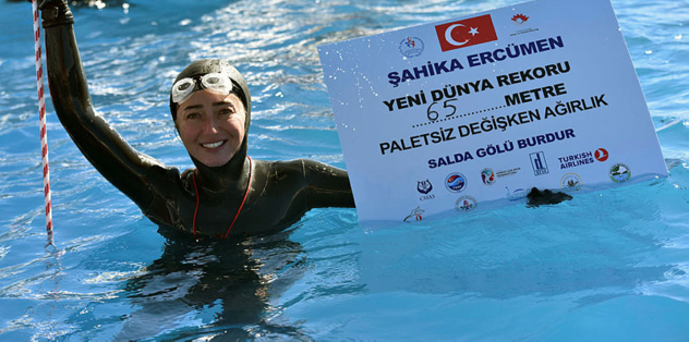 Şahika Ercümen Antarktika'da dalış yapacak