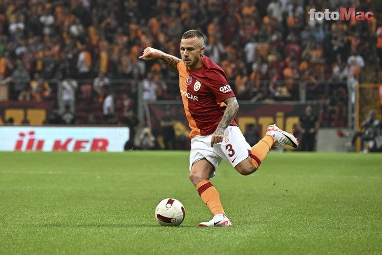 Galatasaray'da Angelino çıkmazı! Okan Buruk kararsız