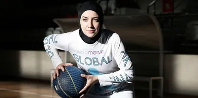 FIBA'dan başörtüsü devrimi