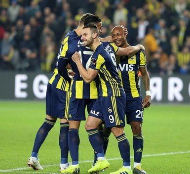 Fenerbahçe’ye büyük şok! Son maçını kazandı ama...