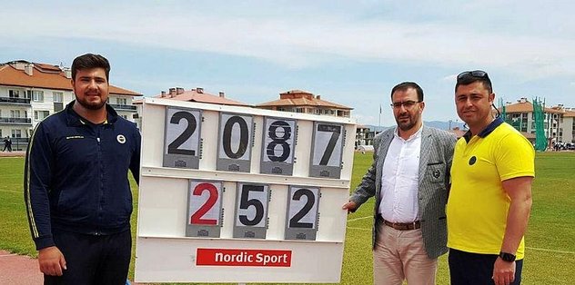Fenerbahçeli Ramil ve Alperen dünyanın zirvesine çıktı