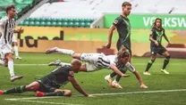 Almanya’da nefes kesen maç! 4 gol...
