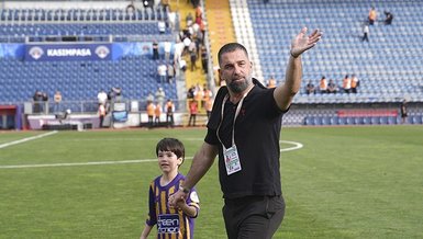 Arda Turan ayrıldı