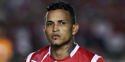 Panamalı futbolcuya silahlı saldırı!