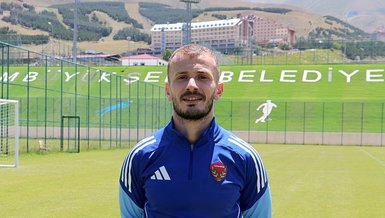 Abdulkadir umut dağıttı