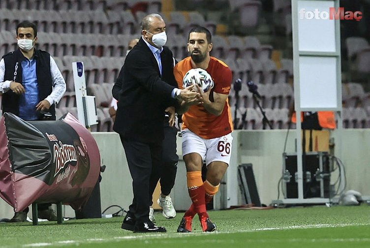 Son dakika spor haberleri: Galatasaraylı yıldıza şok sözler! "Halı sahada çalışmalı"
