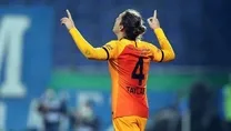 Taylan’dan çok şık Pirlovari bir pas!