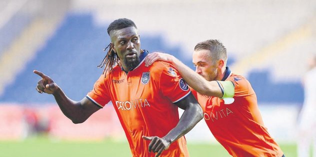 Adebayor bombası