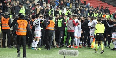 Top Toplayici Cocuk Yavas Davrandi Ve Son Dakika Spor Toto Super Lig Haberleri Fotomac