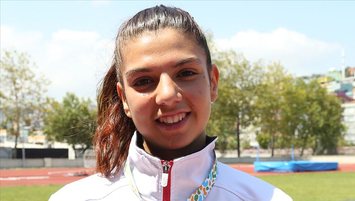 Esra’dan altın