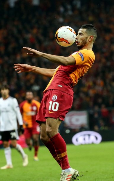 Galatasaray’da Belhanda’dan transfer açıklaması!