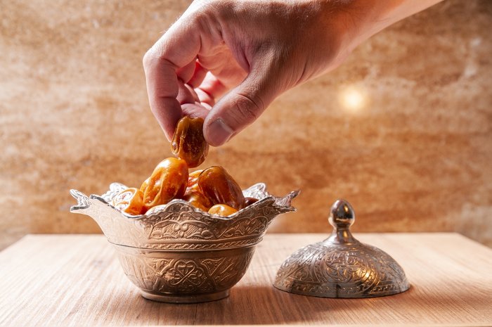 adana-imsakiye-2025-adana-iftar-sahur-vakti-ezan-saat-kacta-okunacak-1738665452644.jpg