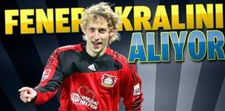 Fener kralını alıyor