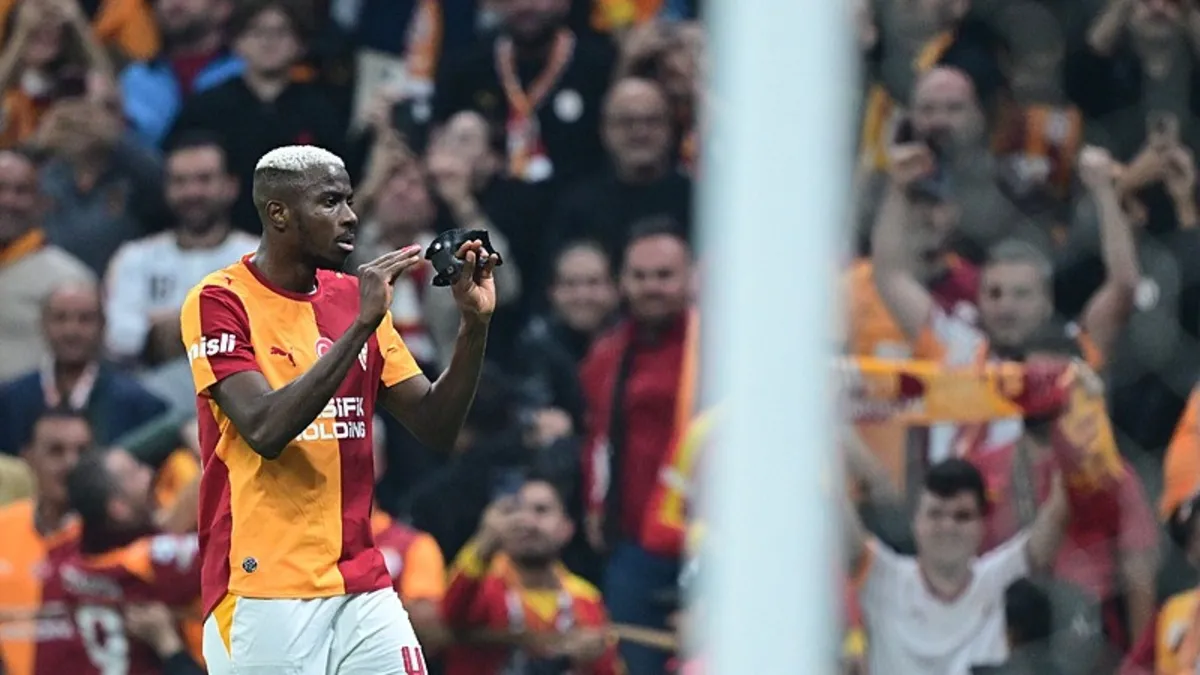 Osimhen Fenerbahçe maçlarını boş geçmiyor! 5. golünü kaydetti
